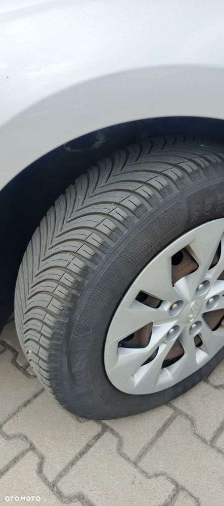 Hyundai i30 1.4 Comfort - 11