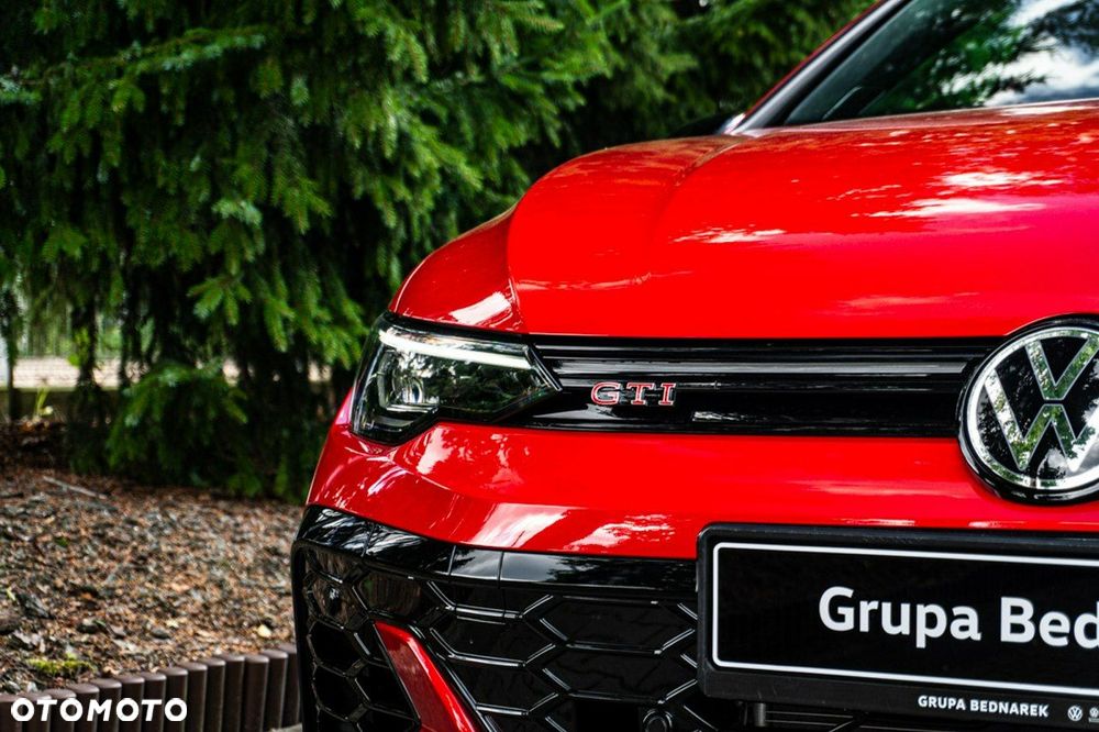Volkswagen Golf - 11
