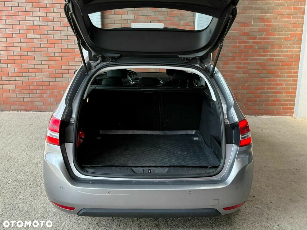Peugeot 308 - 10