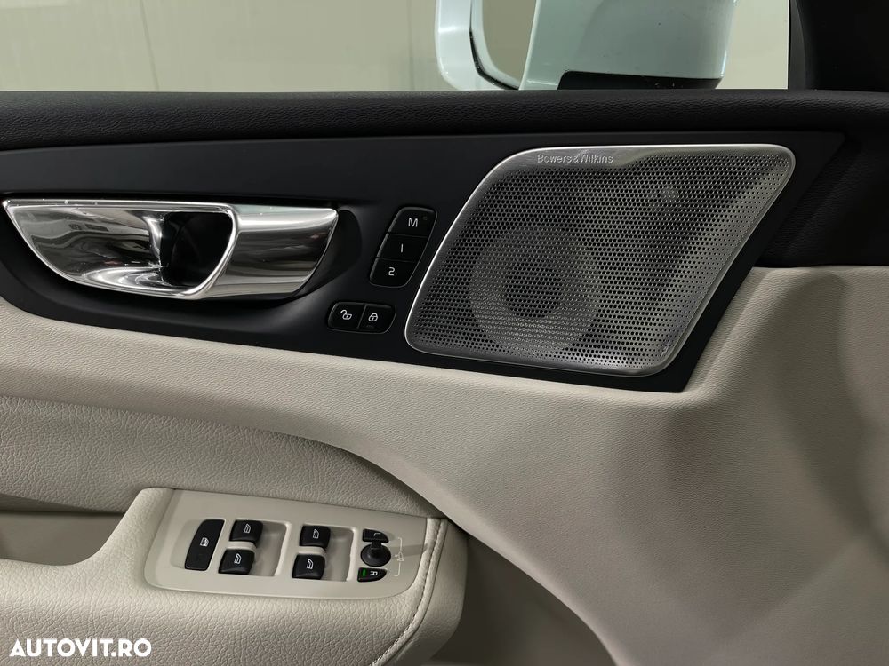 Volvo XC 60 B5 D AWD Geartronic Inscription - 24