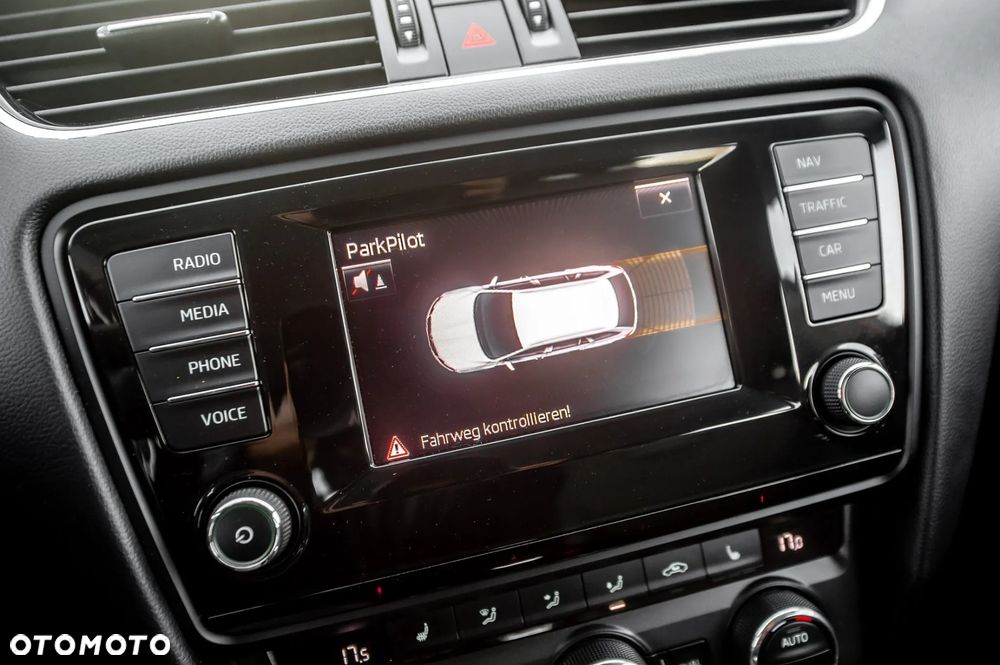 Skoda Octavia 2.0 TDI 4x4 Elegance DSG - 28