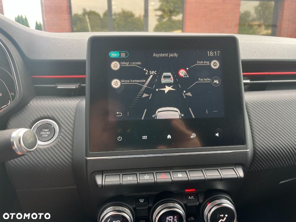 Renault Clio E-TECH 140 R.S LINE - 11