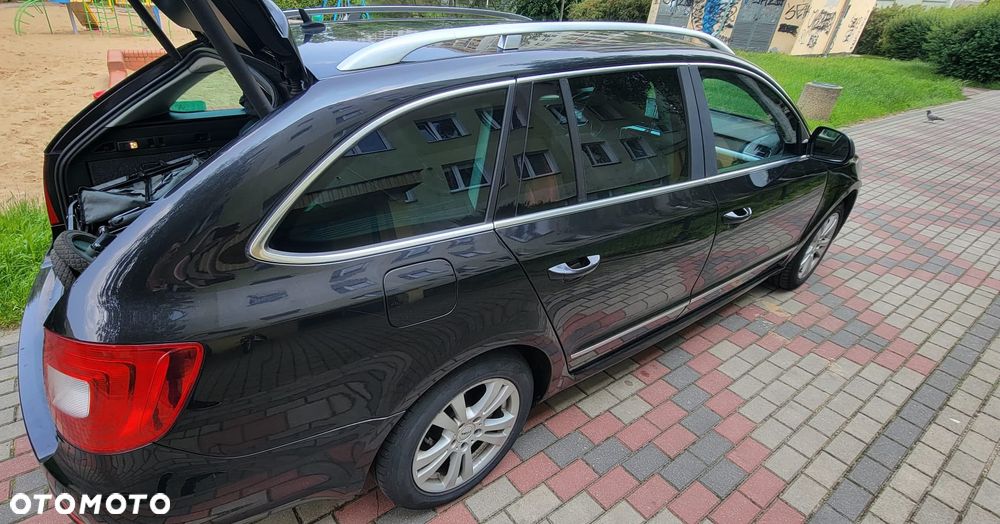 Skoda Superb 2.0 TDI DSG Exclusive - 15