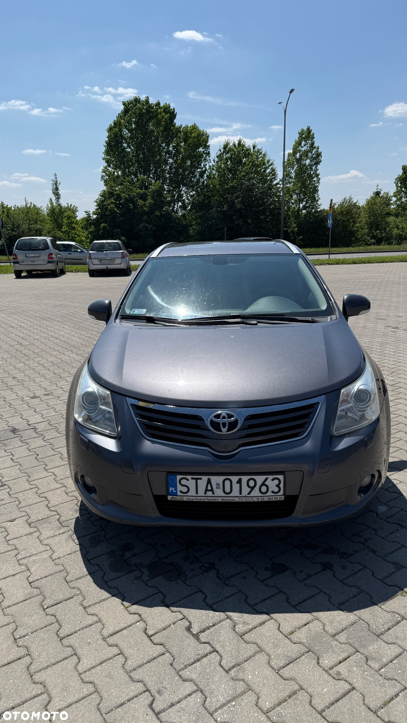 Toyota Avensis 2.0 D-4D 2010 - 9