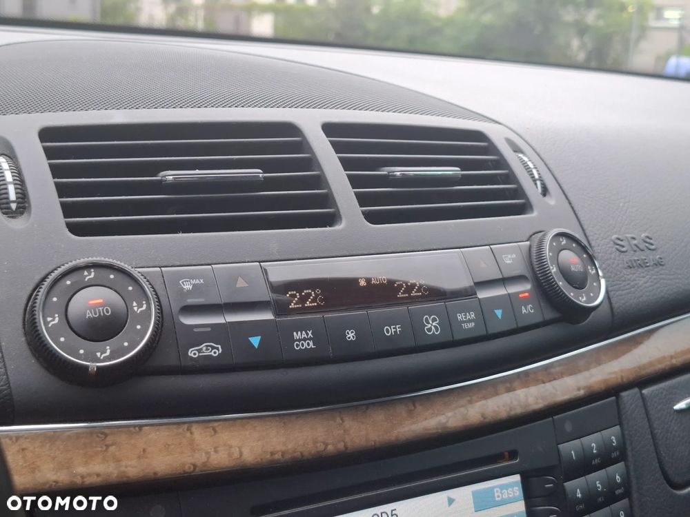 Mercedes-Benz Klasa E 500 7G-TRONIC Avantgarde - 16