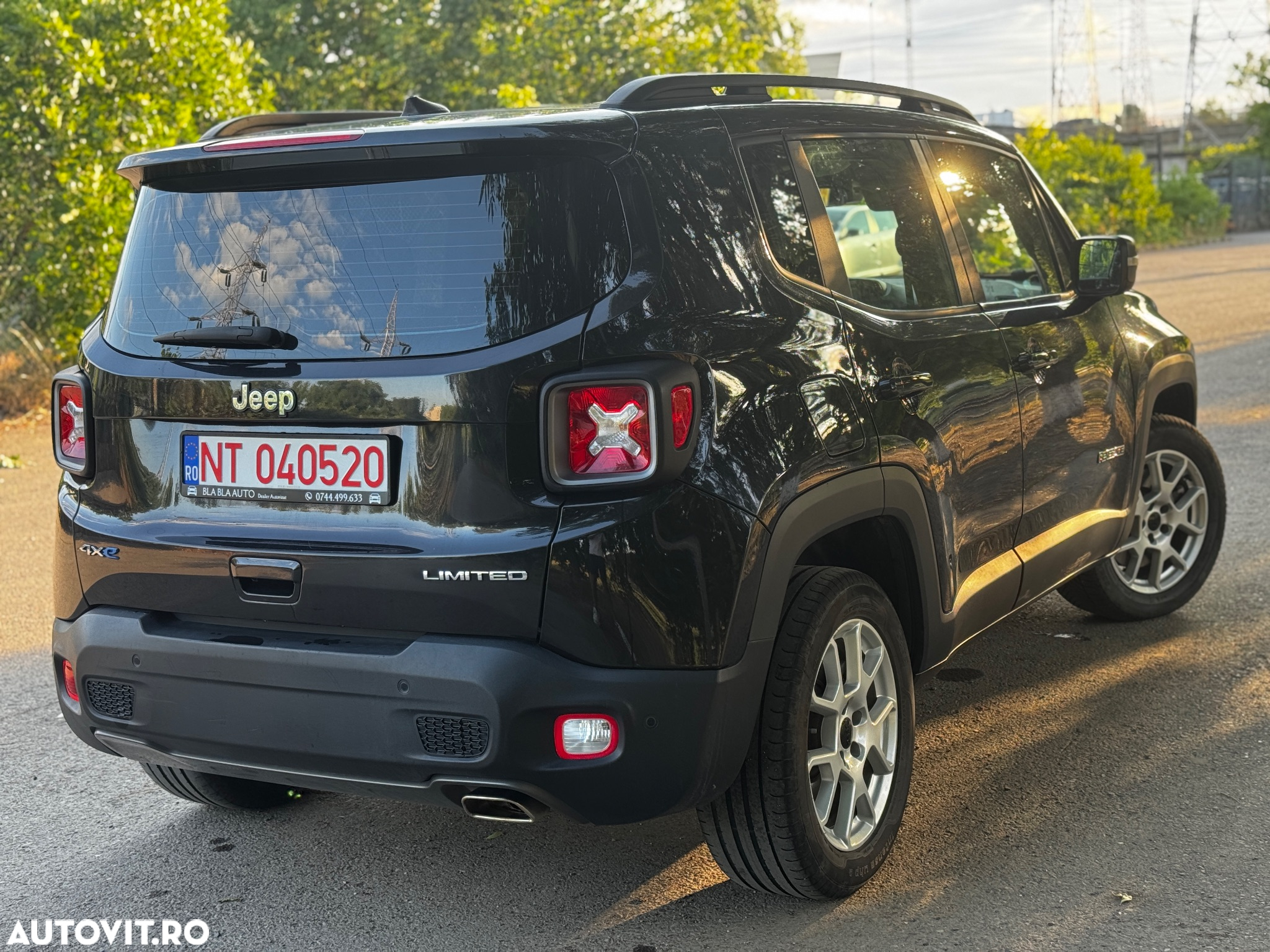 Jeep Renegade - 2