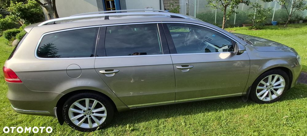 Volkswagen Passat 2.0 TDI Highline DSG - 13
