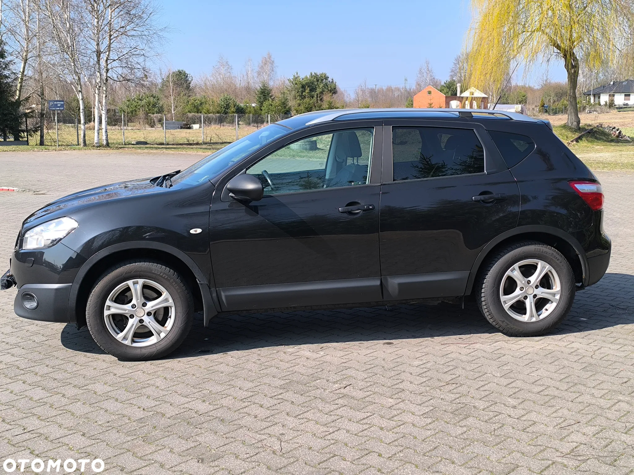 Nissan Qashqai - 14