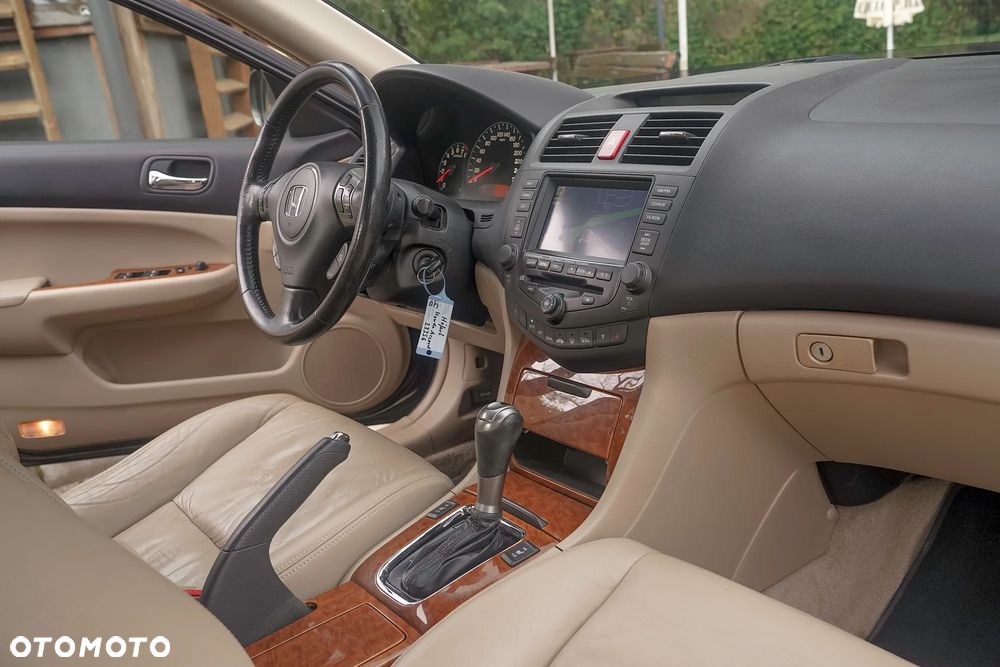 Honda Accord 2.4 Executive ACC - 32