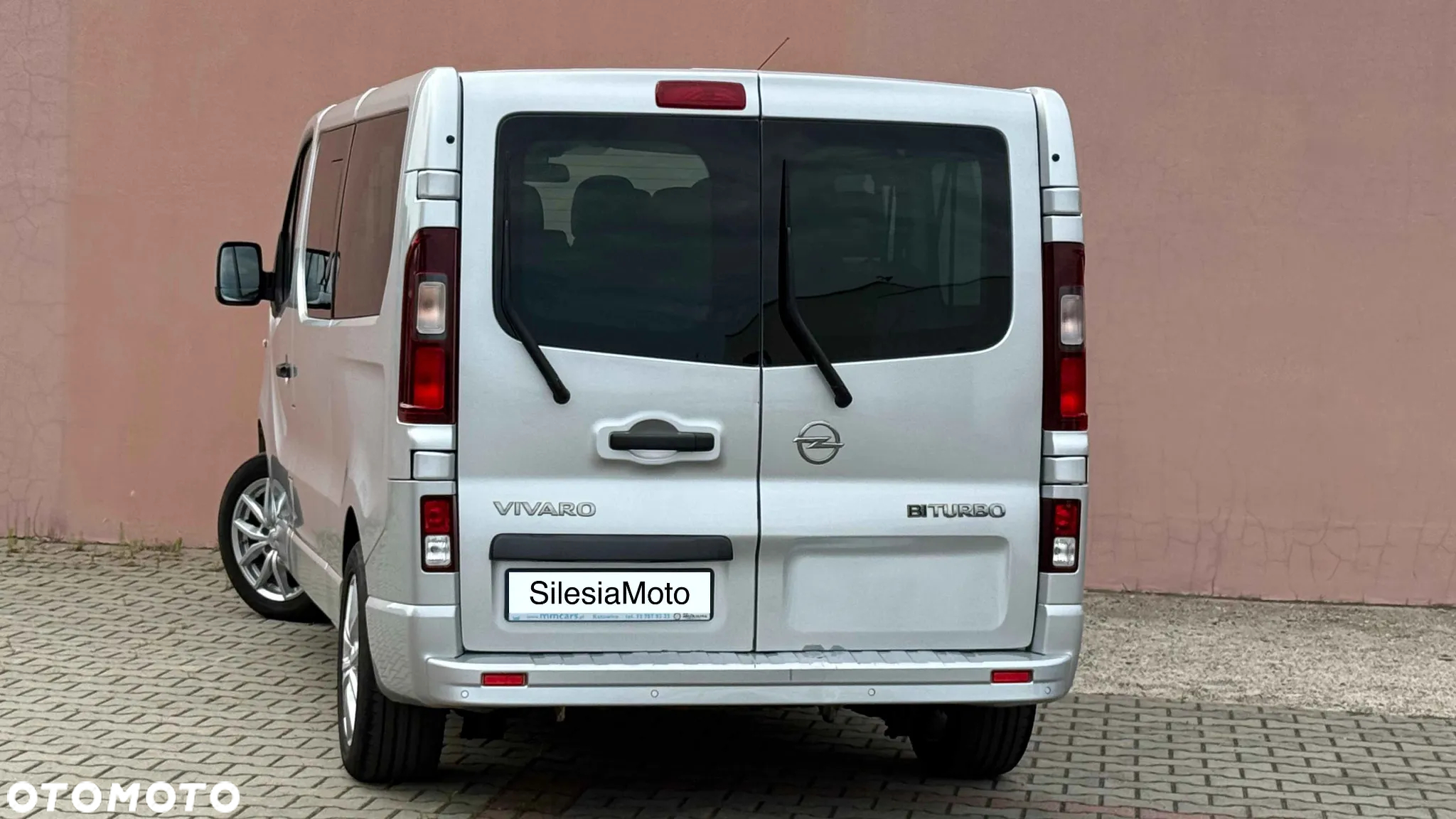 Opel Vivaro L2H1 2,9t Elegance - 3