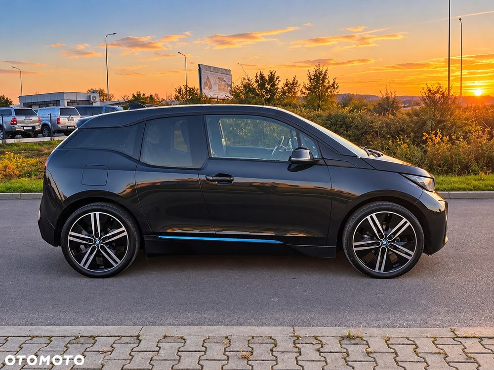 BMW i3 (60 Ah) - 30