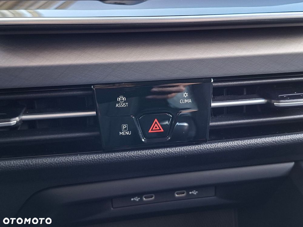 Volkswagen Golf - 26