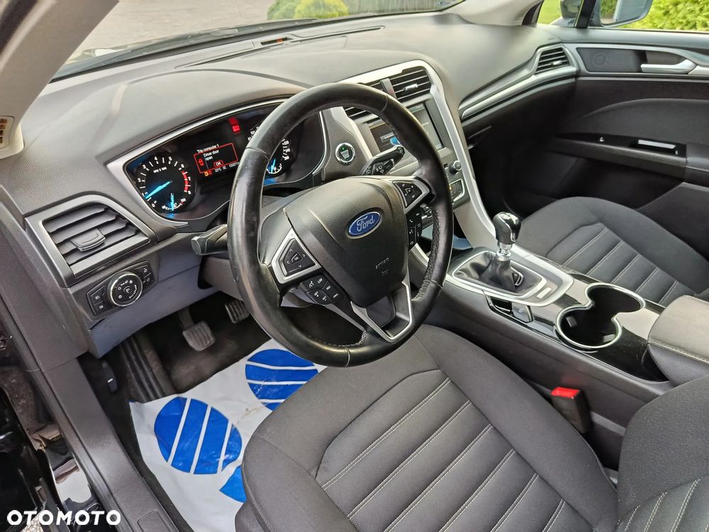 Ford Mondeo - 27