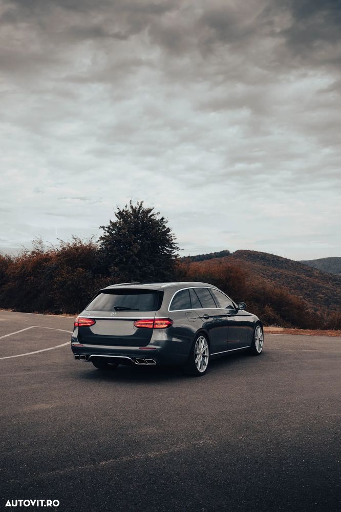 Mercedes-Benz E 220 d 9G-TRONIC AMG Line - 12