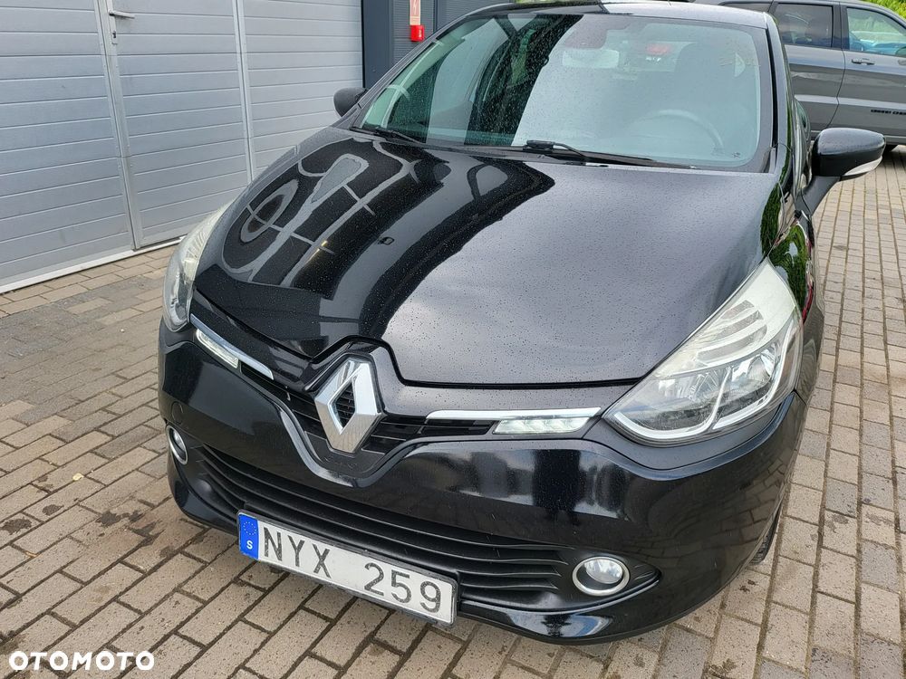 Renault Clio - 32