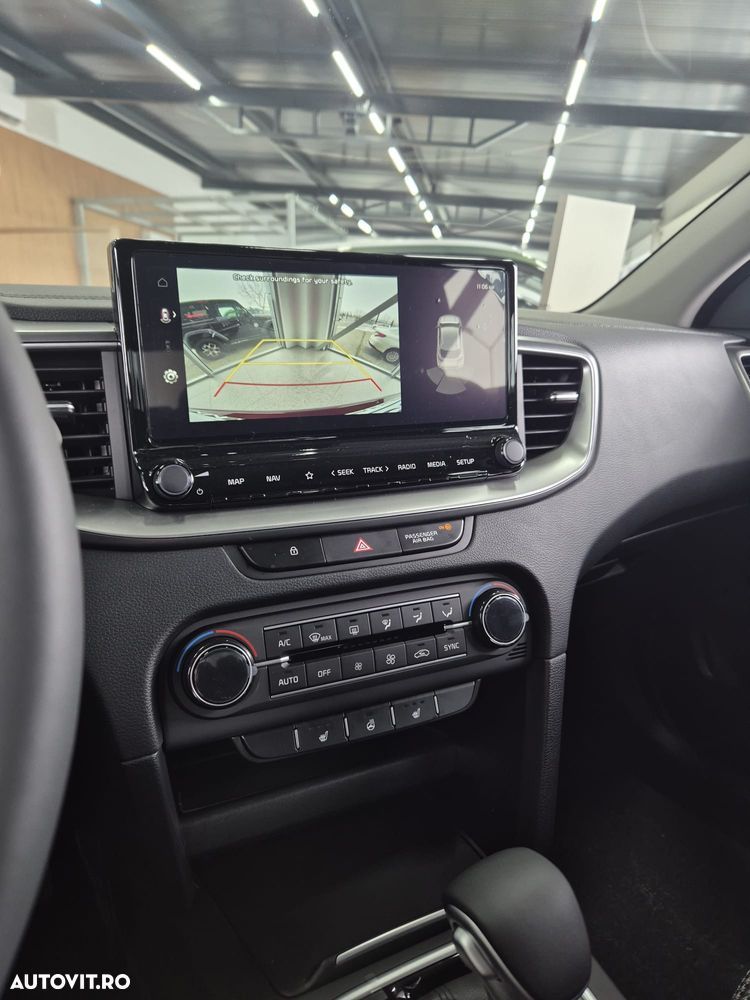 Kia XCeed 1.0 T-GDI MHEV 7DCT City - 11