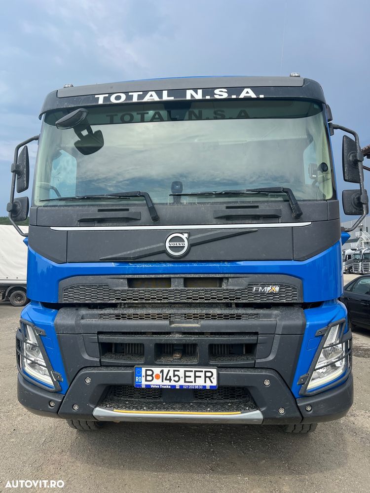 Volvo - 2