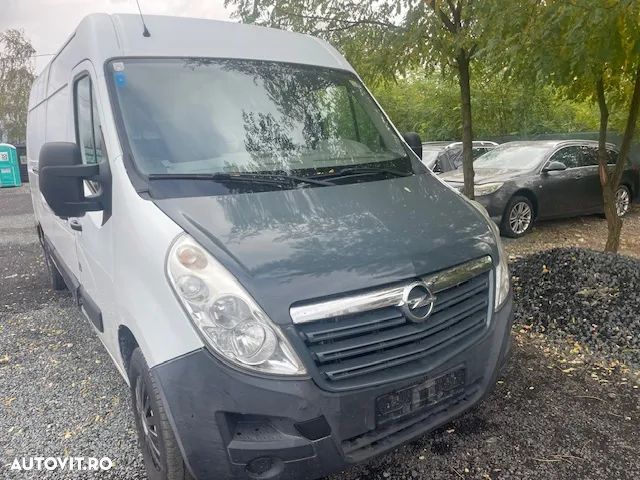 Dezmembrez Opel Movano an 2013 Motor 2.3 diesel Euro 5 cod M9T D6 - 2