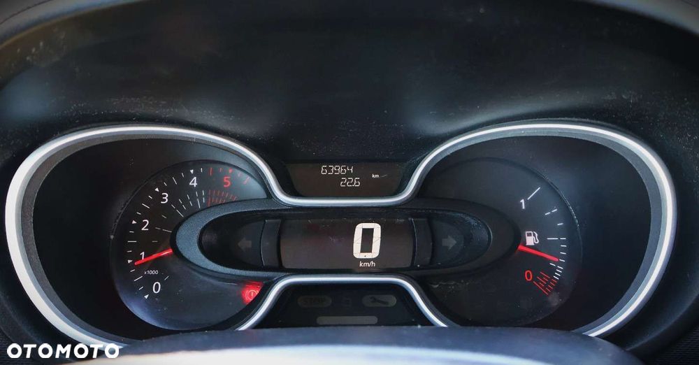 Renault Trafic - 19