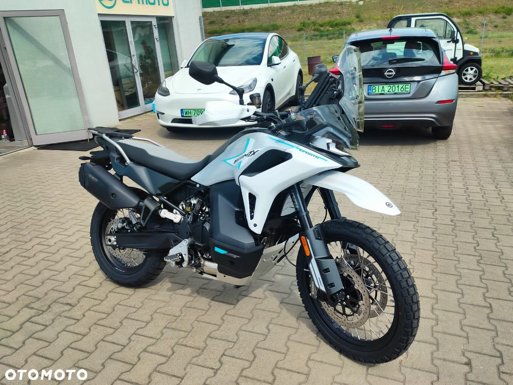 CFMoto 1000 MT-X - 9