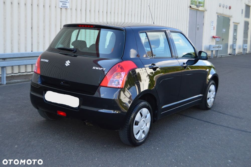 Suzuki Swift - 11