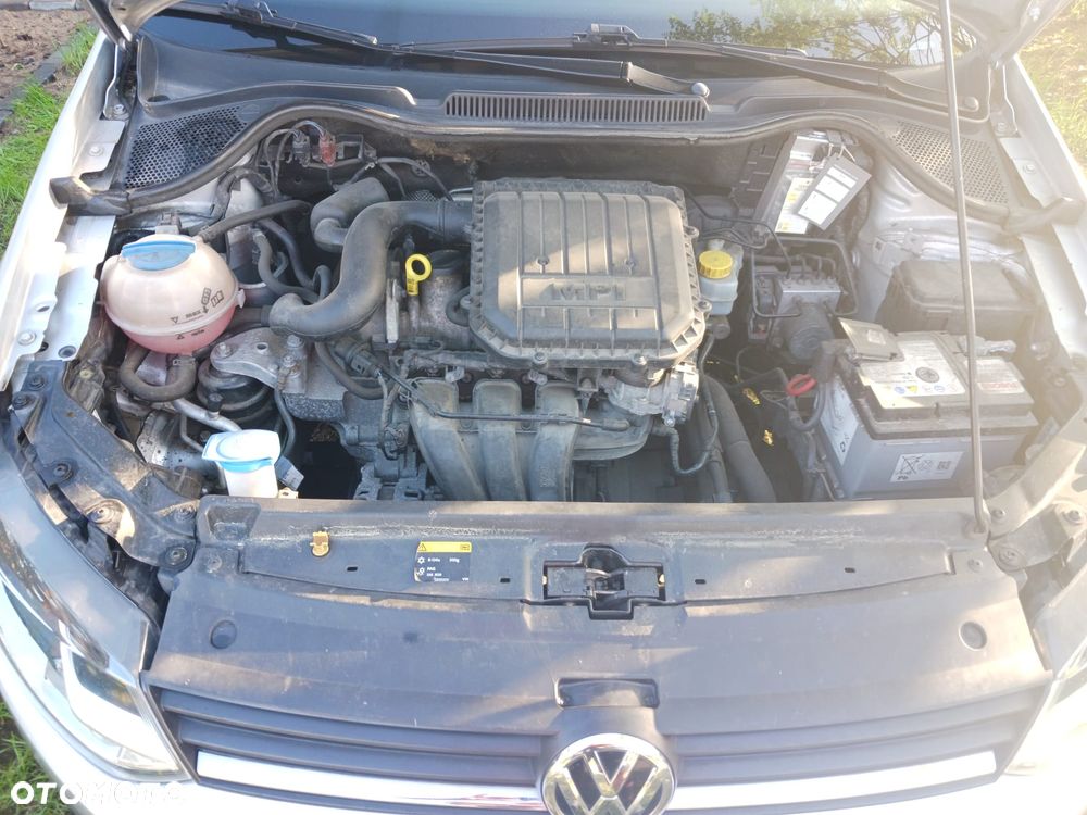 Volkswagen Polo 1.0 Comfortline - 37