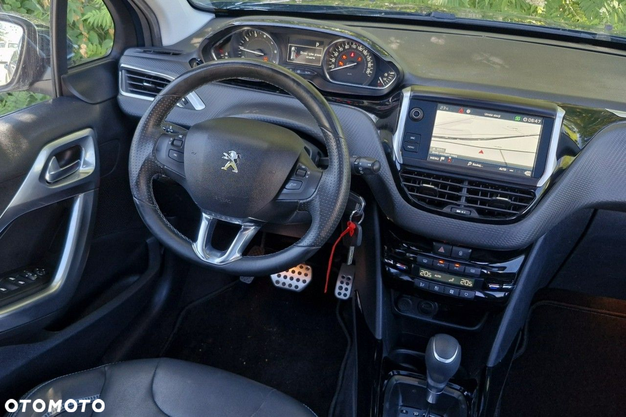 Peugeot 2008 1.2 Pure Tech Crossway S&S EAT6 - 16
