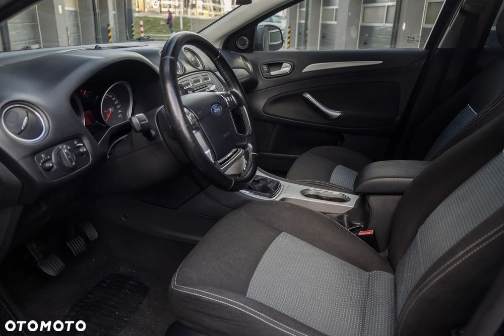 Ford Mondeo 2010 photo 5