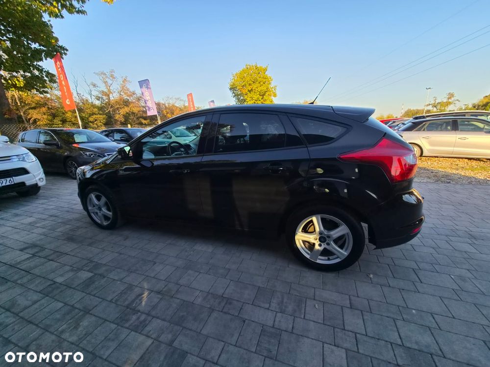 Ford Focus 1.6 TI-VCT Ambiente - 10