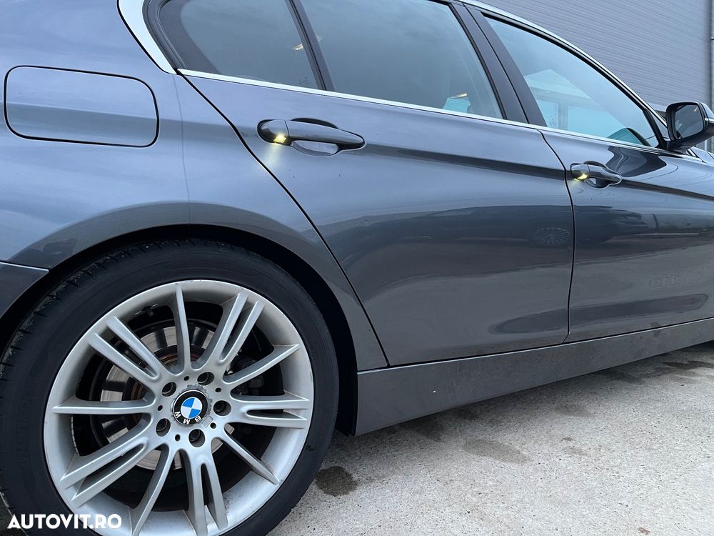 BMW Seria 3 320d Efficient Dynamic Edition Aut. Blue Performan - 32