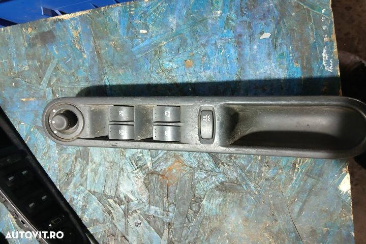 Butoane geam sofer 8200328426 8200328426 Renault Espace 4 [2002 - 200 - 1