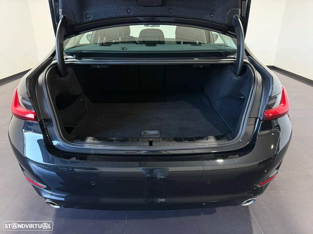 BMW 330 e Corporate Edition Auto - 52