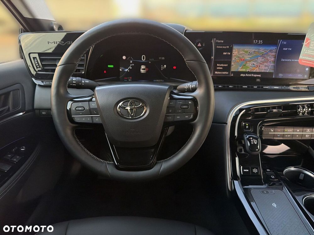 Toyota Mirai - 13