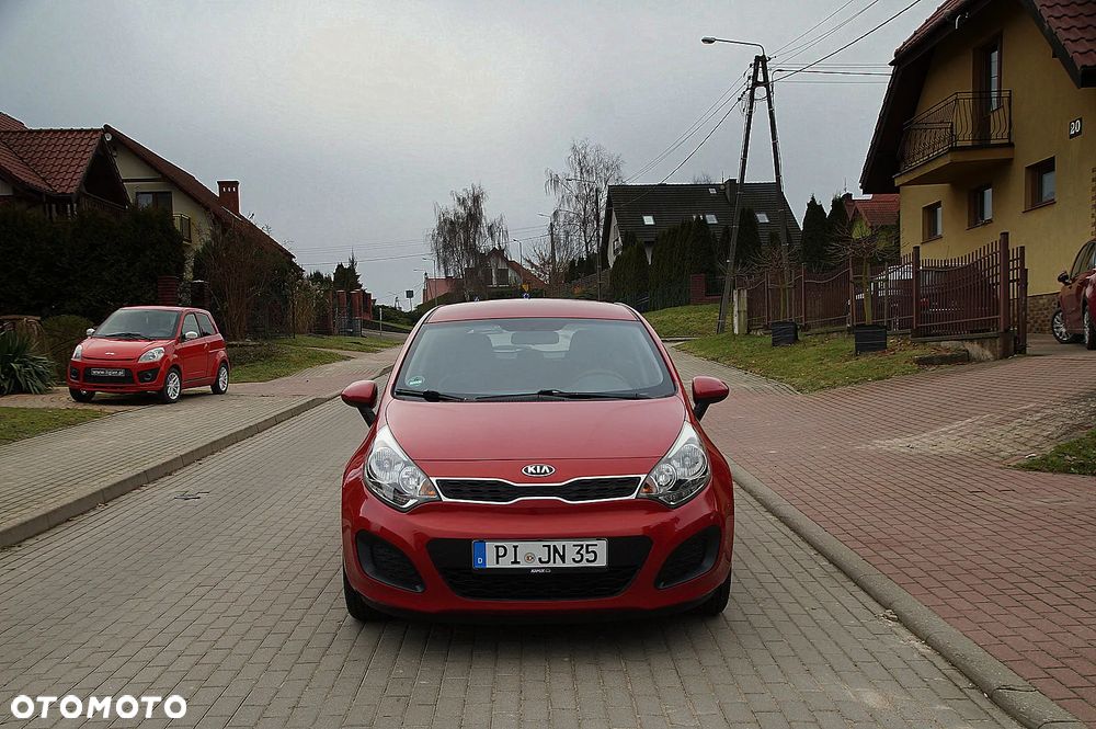 Kia Rio 1.2 Business Line - 10