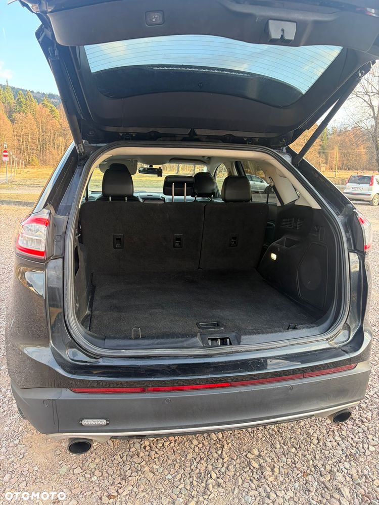 Ford Edge - 8