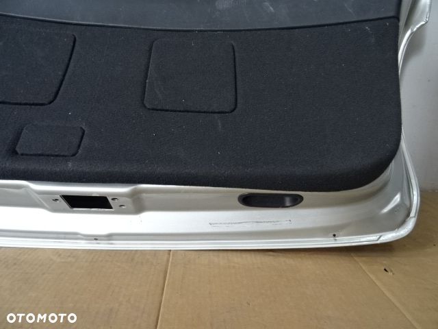 KLAPA TYŁ TYLNA SZYBA BAGAŻNIKA TOYOTA AVENSIS II T25 KOMBI NR224 - 18