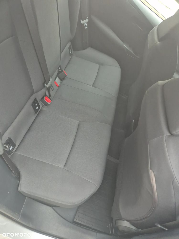 Toyota Corolla 1.8 Hybrid GPF Comfort - 11