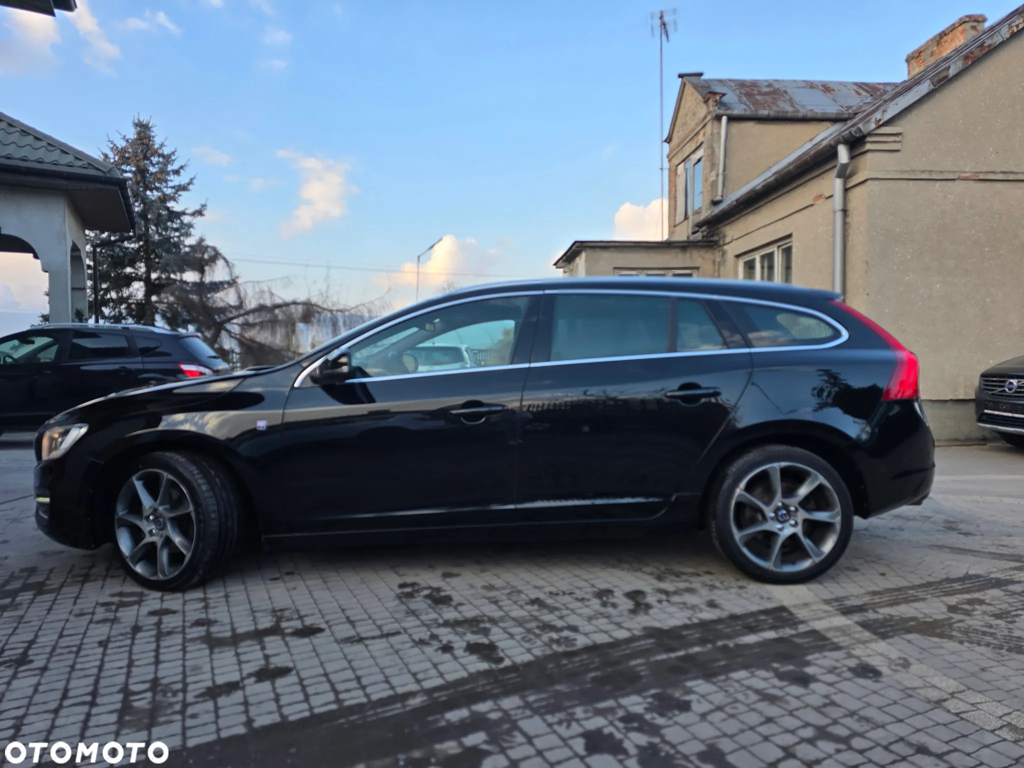 Volvo V60 D2 Ocean Race - 4