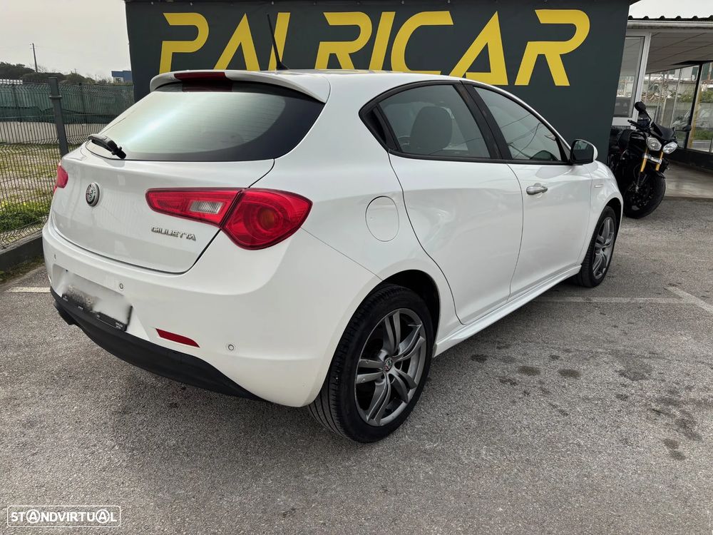 Alfa Romeo Giulietta 1.6 JTDM Super - 7