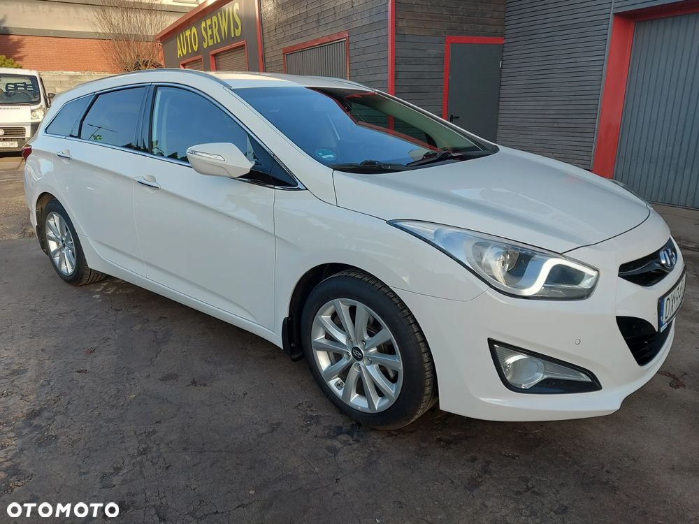 Hyundai i40 i40cw 1.7 CRDi Fifa World Cup Edition - 8