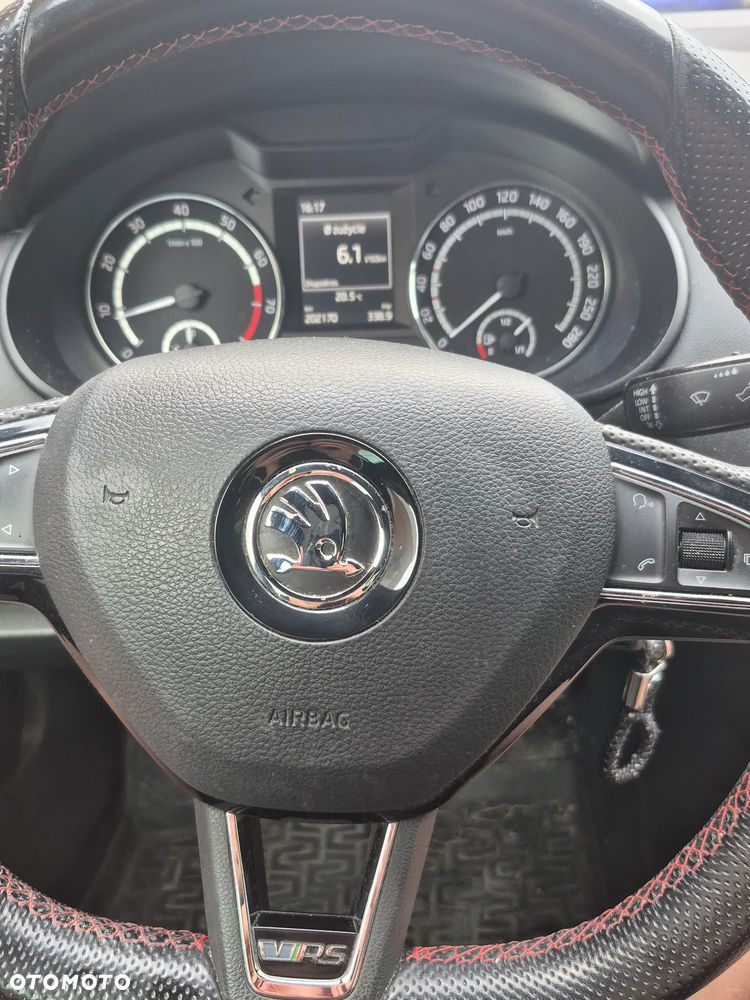 Skoda Octavia 2.0 TSI RS - 11