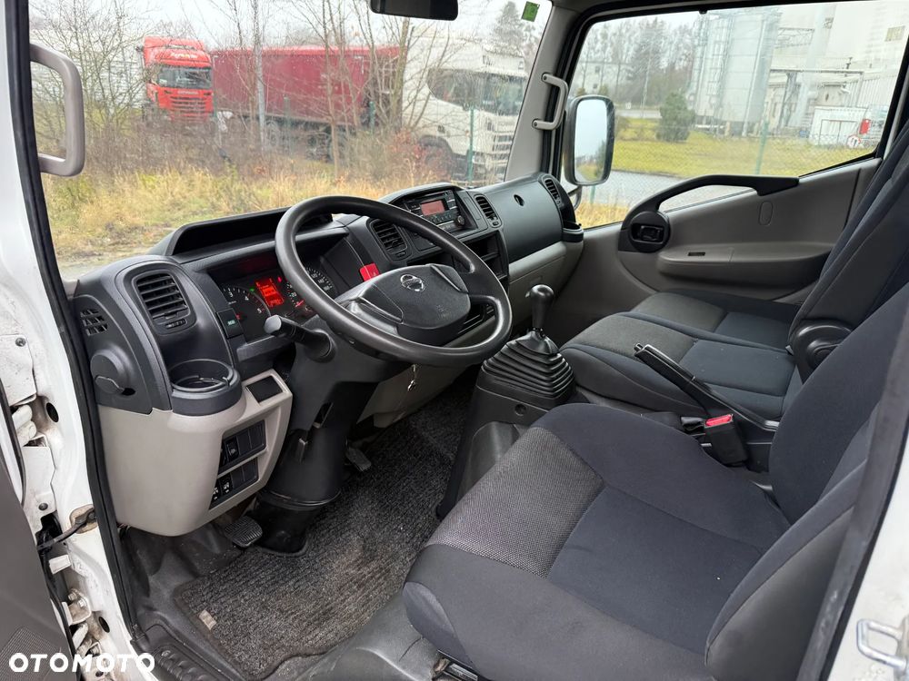 Nissan NT 400  Cabstar - 11