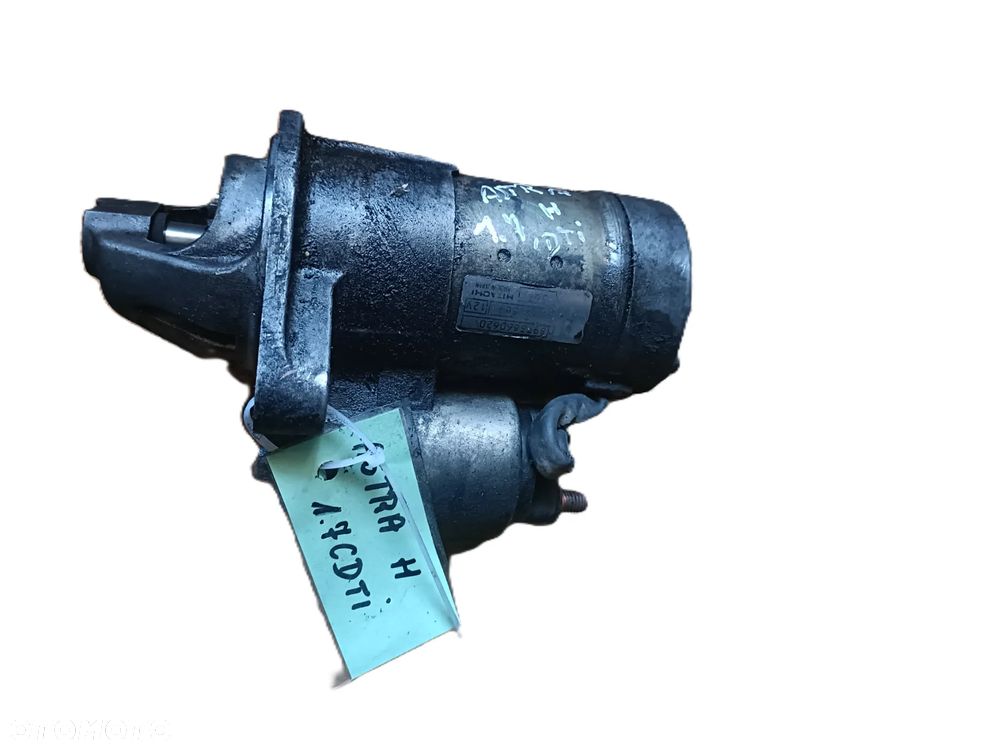 OPEL ASTRA III H 04-14 1,7 CDTI rozrusznik HITACHI 8973860620 * - 1