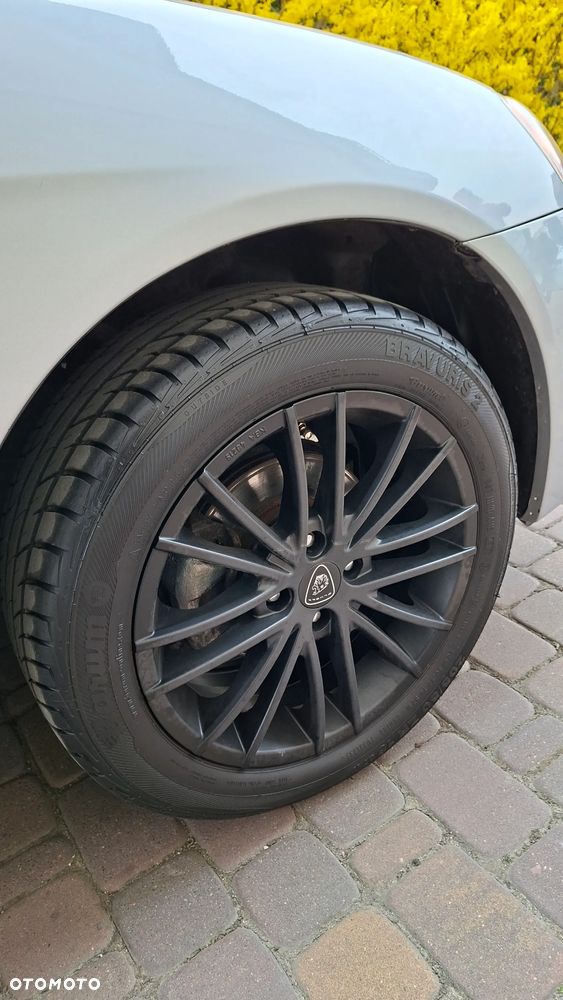 Honda Civic 1.7 ES - 10