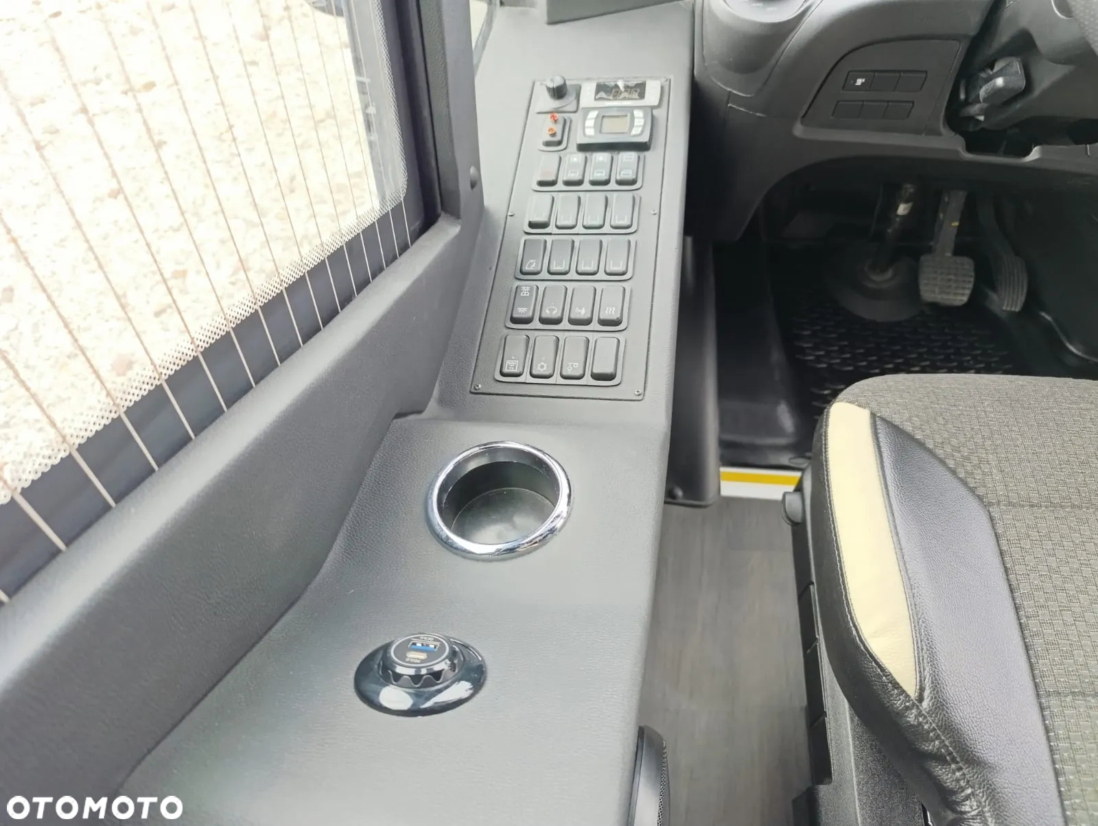 Iveco Mercus Daily 70C21 - 22