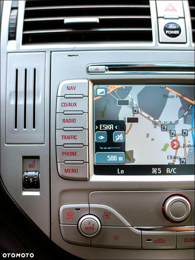 Ford Kuga - 25