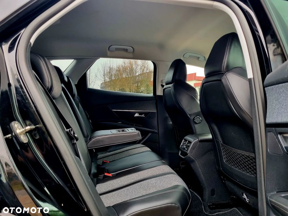 Peugeot 3008 1.2 PureTech Allure S&S - 12