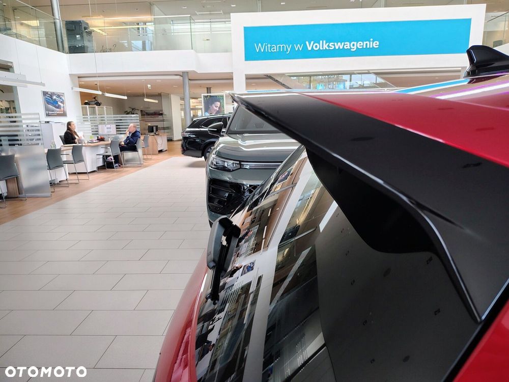 Volkswagen Golf - 33