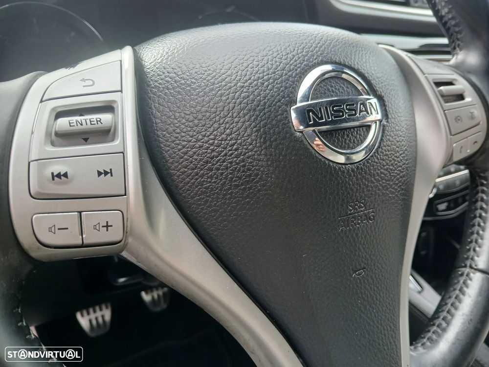 Nissan Qashqai 1.5 dCi Tekna Premium Pele S Alcantara - 26