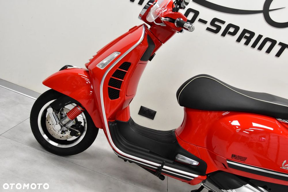 Piaggio Vespa - 12
